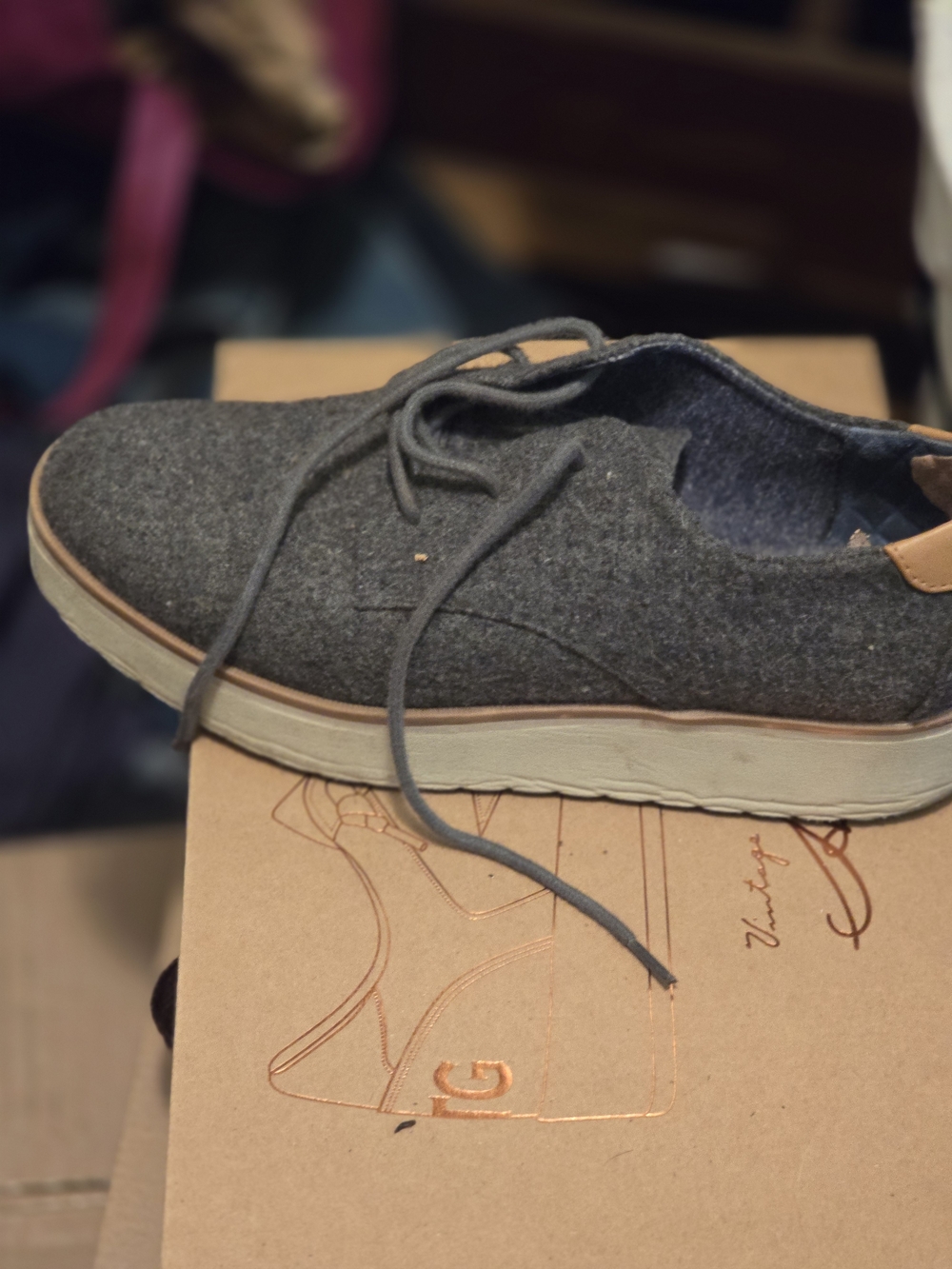 Dr. Scholl's Women's Gray Felt Platform Sneakers